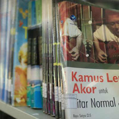 PERPUSTAKAAN
